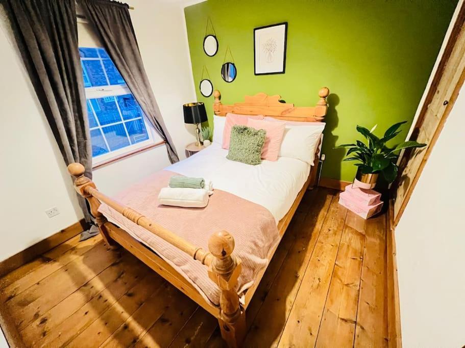 Cosy Cottage In Central Reading Free Parking & Fast Wifi Kültér fotó
